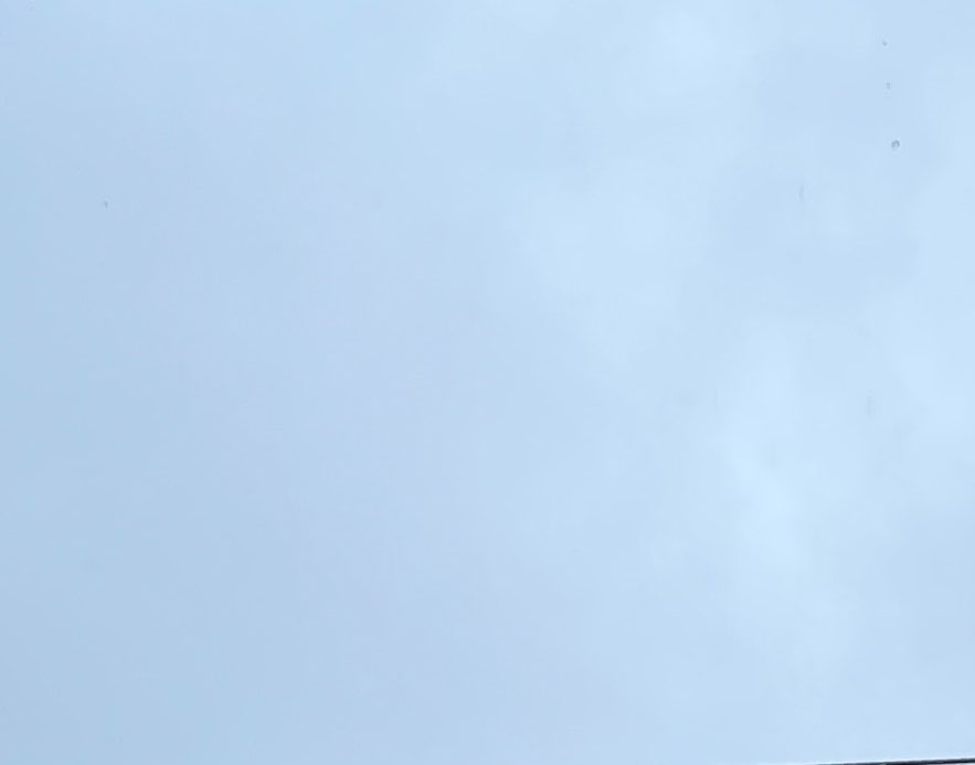 88boc's tweet photo. おはようございます
水曜日の空は
雨☔

台風で大雨
お仕事やお出かけの方は気をつけて

🪴🌿🌶️☕️✨
#空　#空を読む　#空が好き　#ファインダー越しの私の世界 https://t.co/6O2dduuc5b