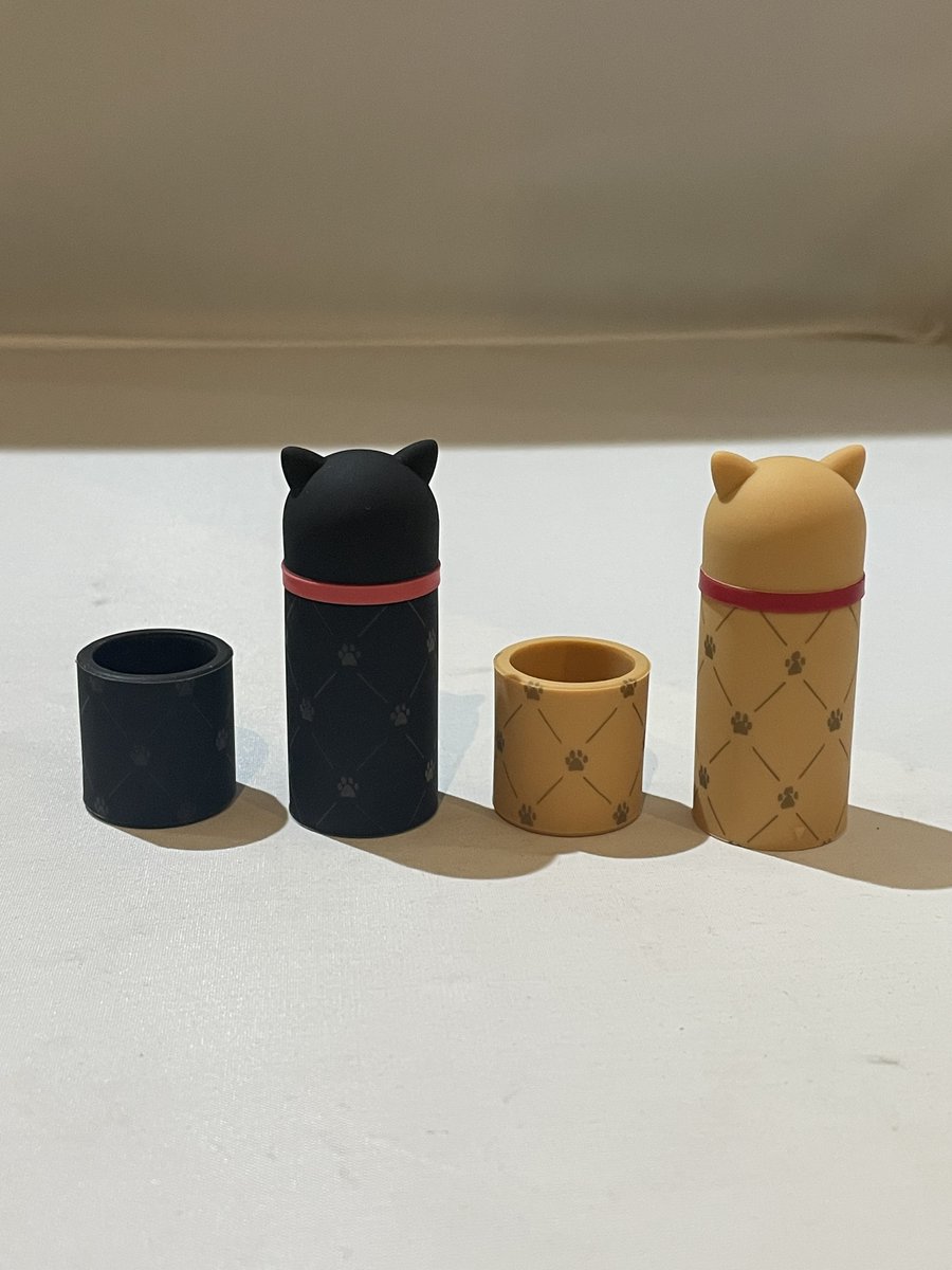 CS55592382's tweet photo. おはCSです!!

かわいい #シリコン #印鑑 #ケース が完成しました🐶🐱

一周 #肉球 模様を #レーザーマーキング しました!!
#判子 #シャチハタ にぴったりサイズです◎

#柴犬 #黒猫 #犬 #猫 #スタンプ
#企業公式相互フォロー
#企業公式が朝の挨拶を言い合う
#オリジナルグッズ #オーダーメイド https://t.co/3mg4qXUmWS