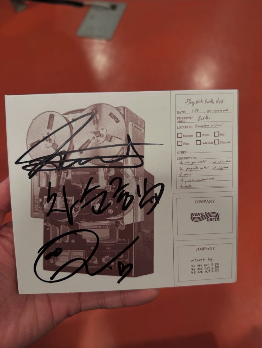taeyangsiren's tweet photo. OR FUCKK MAYBE EVEN A COLLAB BRO YALL ARE BFFS!!! https://t.co/s4UQaVFRGo