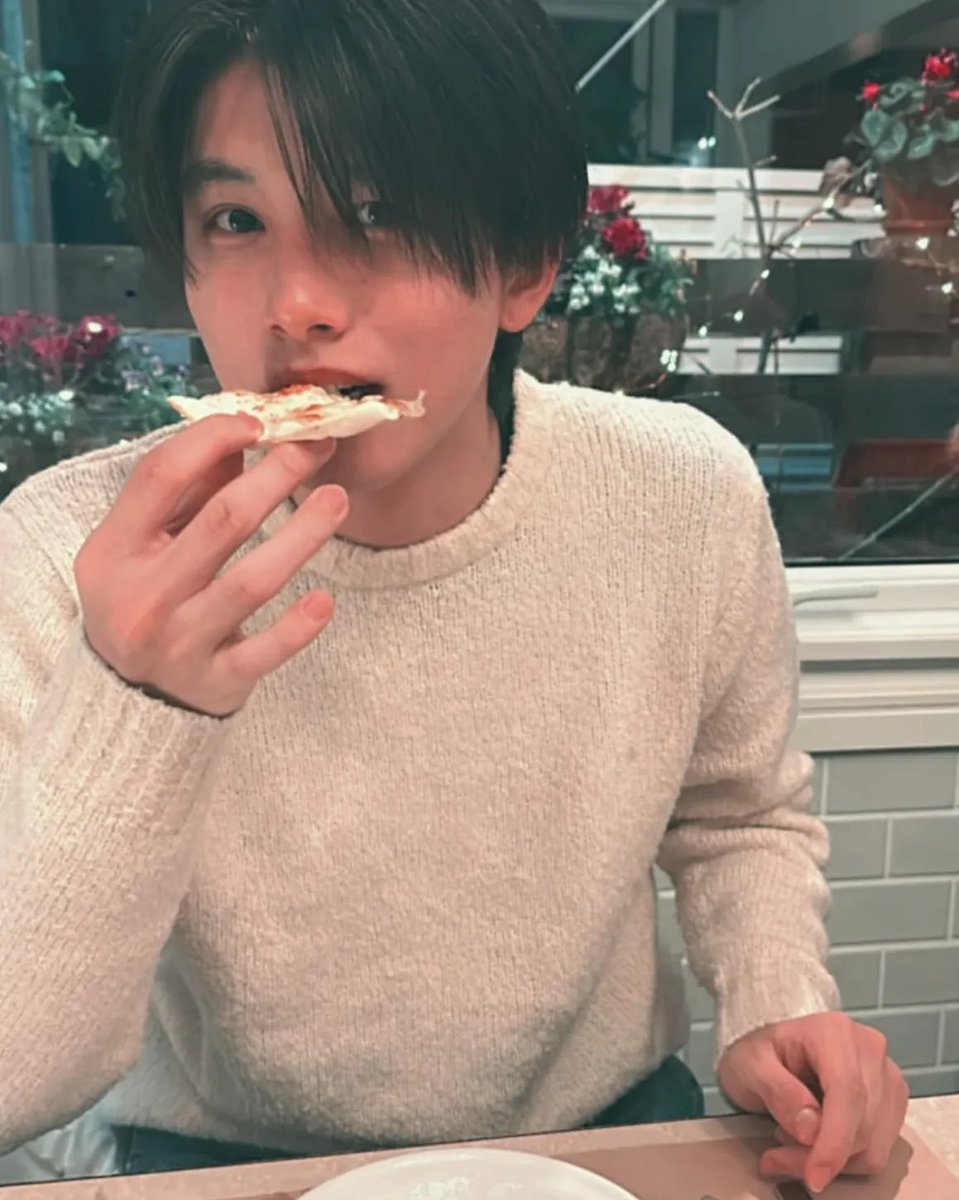 neworld_101's tweet photo. 後藤結「バレンタイン貰ったことない」
↑さすがに無理がある、嘘のない世界にしよう
#後藤結 #日プ新世界 https://t.co/9EnBxxzanp
