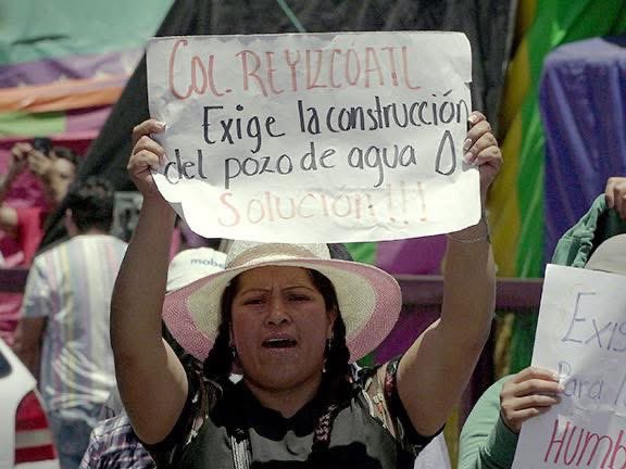 MaricelaSerHdz's tweet photo. El pozo de la Rey Izcóatl era un hecho que iba a beneficiar a más de 10 mil familias. Sin embargo, el gobierno del actual alcalde lo canceló por resentimiento político. Pero seguiremos luchando hasta que la obra sea una realidad. 

#SinObrasNoHayMundial https://t.co/FJGIopUlVu