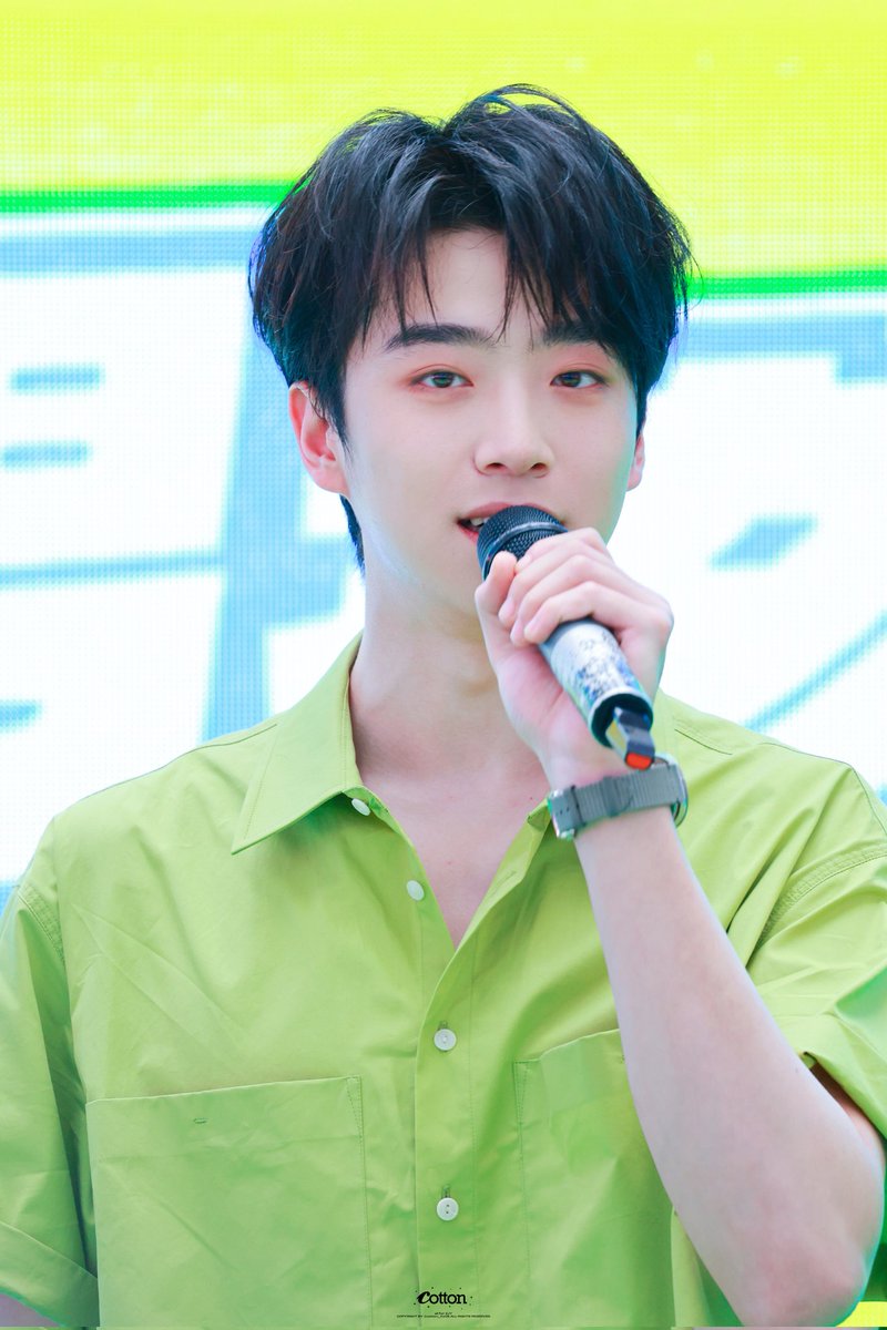 bigka25's tweet photo. เจ้บคือโตขึ้นเยอะมาก หล่อมาก เจียหยวน หล่ออ่า https://t.co/YqNgWeOgS9