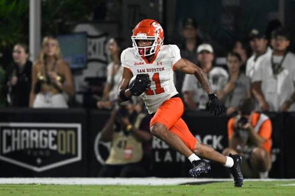 draytg2's tweet photo. #AGTG !!! Blessed to have received an offer from @BearkatsFB.

@CoachScrivens @Coach___E @CoachPhilLongo @BillyEmbody @Matt_Stepp817 @MikeRoach247 @samspiegs @GPowersScout @JGriedl https://t.co/KzGAfxjb9R