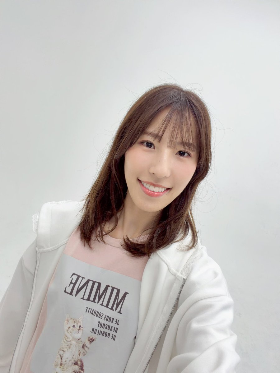 Shain_miyuu's tweet photo. あめすごい！！おはよ！！
今日外に出る方は気をつけましょ🥺🥺
さっきから雨がドアをずっとノックしてる！！

#shain #瀬良美夢 #せらみゆう https://t.co/KRIKOjbnoT