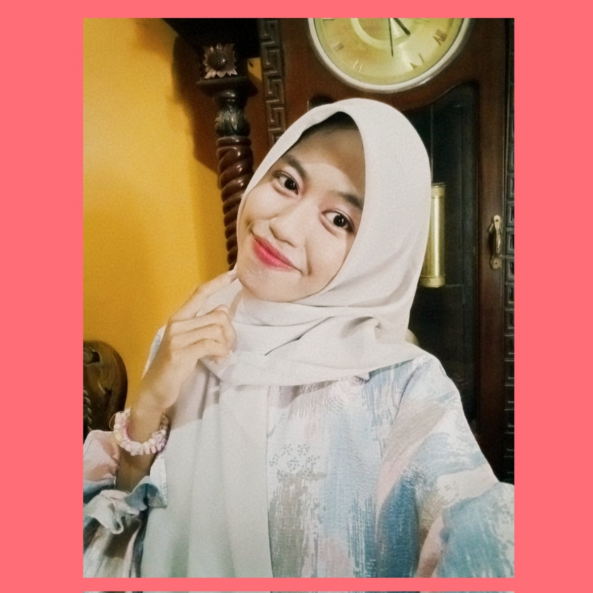 nonayappink's tweet photo. guuud molninggg everyybodyyhhh😘😘😍😍

#fypdong 
HAHAHAHAHA ISENG HASTAGNYA! https://t.co/m7U85ip1Dj