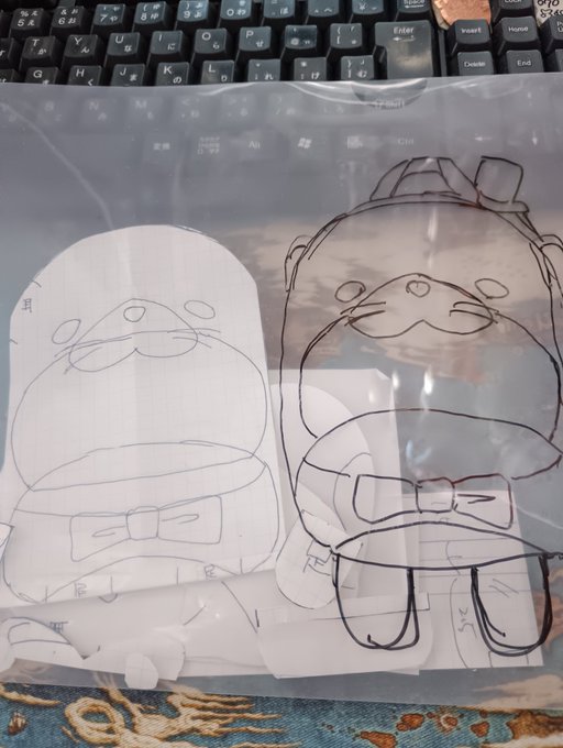 ChoryMugi_'s tweet photo. セニョールウソウソ・バックの型ができたのでこれから布を買ってくる！ｗ 
目は良いボタン？がなければ、100均で初レジンだーｗ 
#FF14 
#セニョールウソウソ・バック https://t.co/c2U2OMrouG