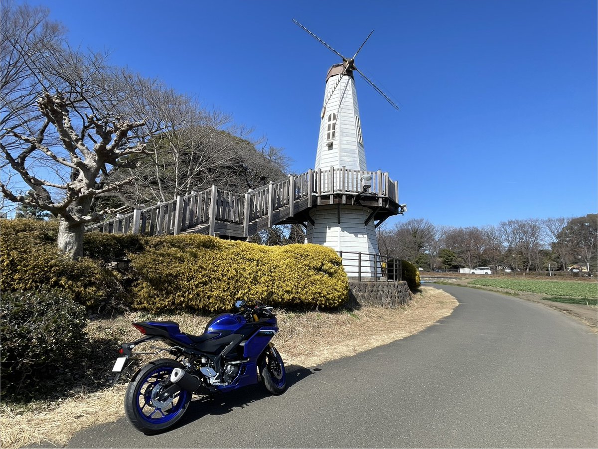 takyu0121's tweet photo. 名前：たきゅー
性別：男
年齢：24
住み：埼玉
車種：YZF-R3
今年の1月に普通二輪免許取得しました。
よろしくお願いします。
#バイク乗りと繋がりたい 
#バイク好きな人と繋がりたい 
#バイク乗りとして軽く自己紹介 https://t.co/lf7DhJwc1M