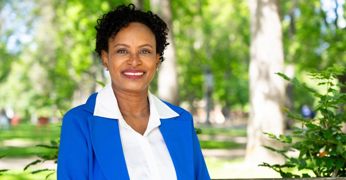 ubcprez's tweet photo. Congratulations to Dr. Rhonda McEwen on being named the next President and Vice-Chancellor of the University of Victoria (@uvic)!

I have known Dr. McEwen for many years and have always appreciated her leadership and strategic thinking, student-centered orientation, commitment to experiential learning and new technologies, and perhaps above all her collegiality and positive energy.

I look forward to welcoming Dr. McEwen to BC and to the Research Universities' Council of British Columbia (RUCBC). All my congratulations Rhonda and the UVic community!