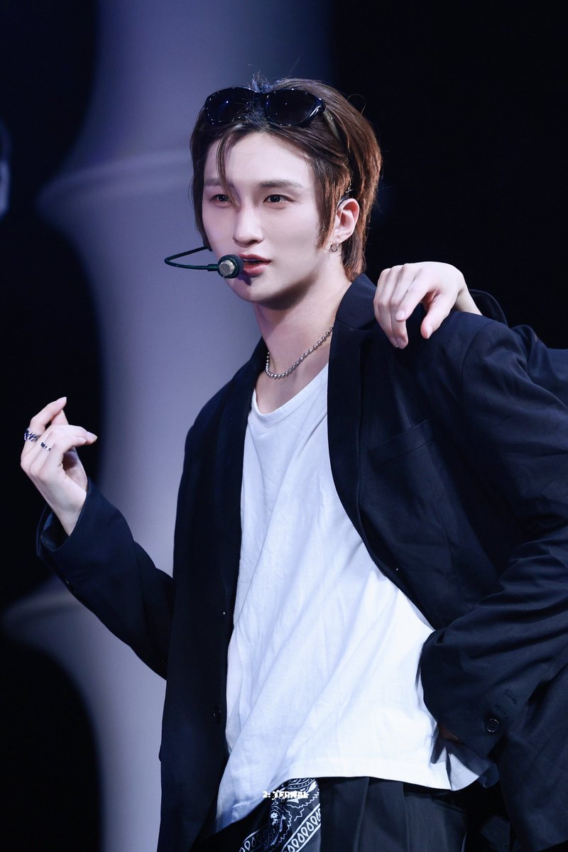 _2ternal_19's tweet photo. 260529 DKB Concert in Japan  -Signal- 오사카 2️⃣부

야바이😍

#DKB #다크비 #E_CHAN #이찬 #이창민 https://t.co/7z1TWRHUho