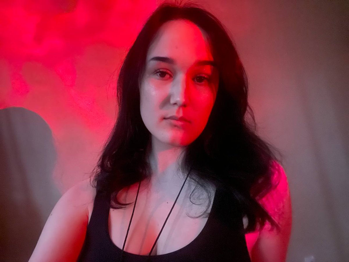female_girlsS's tweet photo. https://t.co/nUg6lRqW0r
https://t.co/oXjWFNSnFo
Sweet, active and ready to play today :)
#LiveStreaming
#ComeWatch
#JoinMyRoom
#ComePlay
#CamRoom https://t.co/5HmYLEfWjD