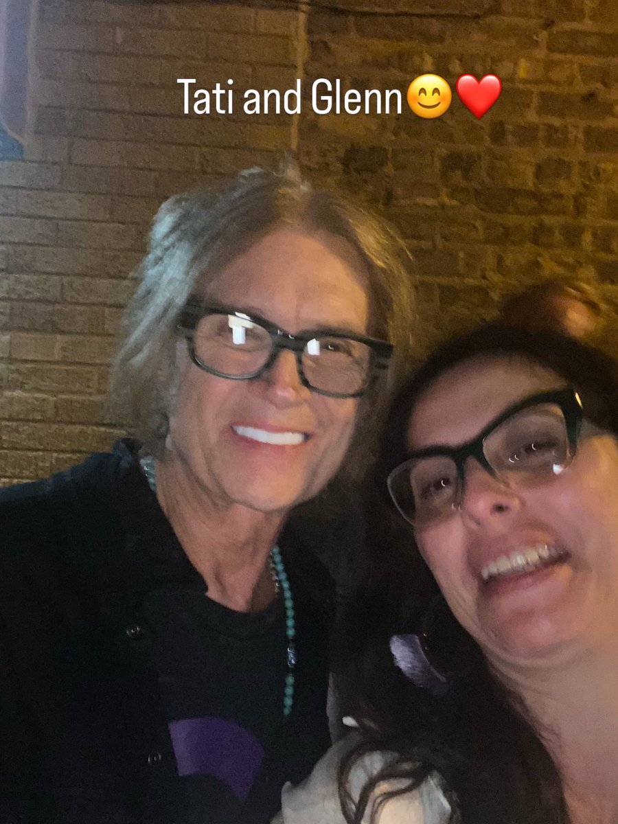 trowerz's tweet photo. To say I love these two from the bottom of my heart, is a criminally underrated statement 🤘❤️🤘❤️ https://t.co/FBcf87Qwcl