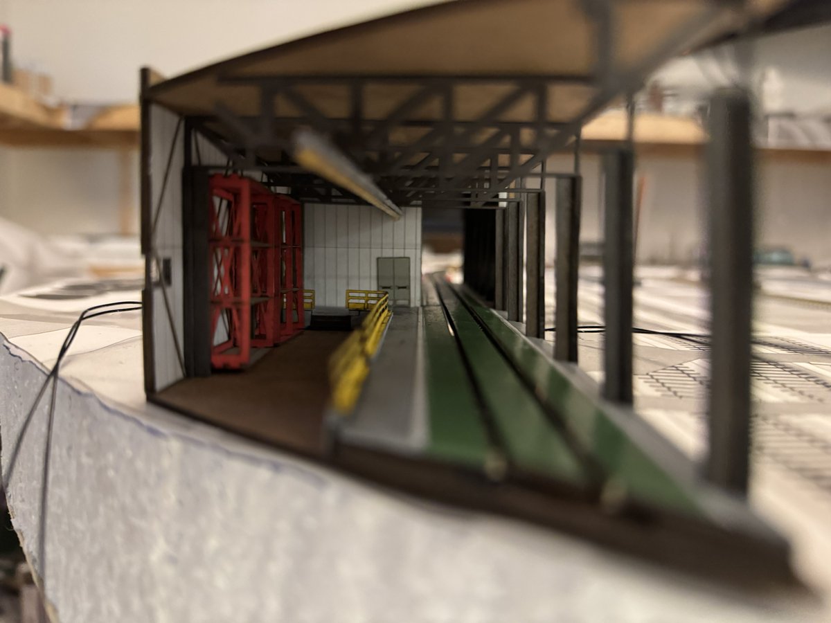 GeoHinch's tweet photo. Created something a lot more complex this time around and it came out so well! Now to just get 5V to this side of the layout so I can light it up. #Nゲージ https://t.co/mJ9bs7Vpqe
