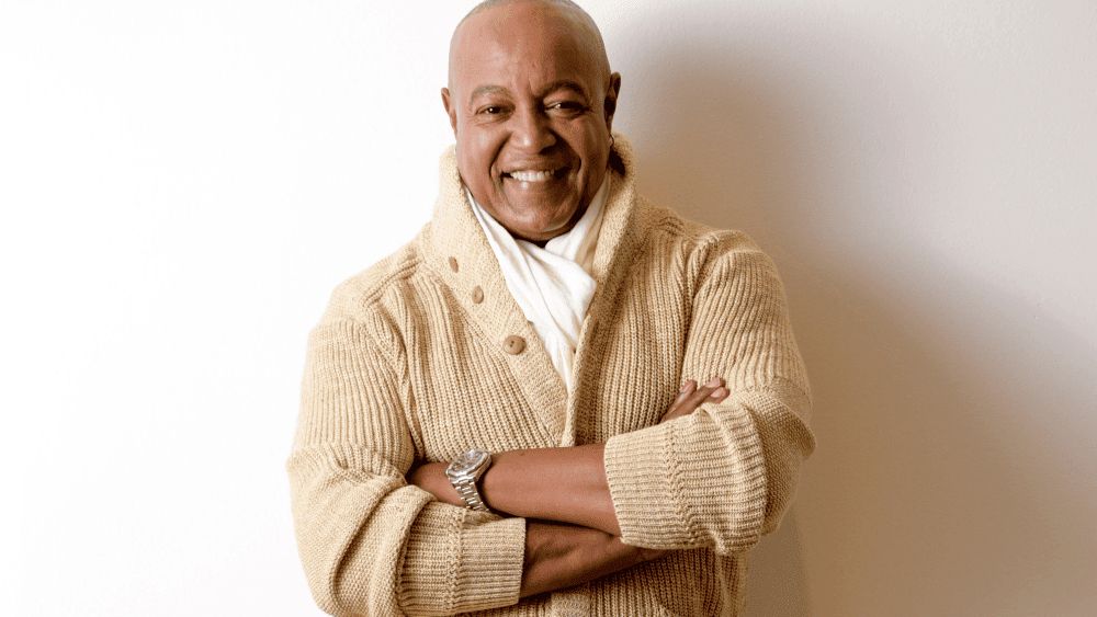 GilbertoBrenis's tweet photo. El cantante #PeaboBryson, conocido por éxitos como #LaBellaYLaBestia y #UnMundoIdeal", fallece a los 75 años. Descanse en paz. https://t.co/L4cjTYg813