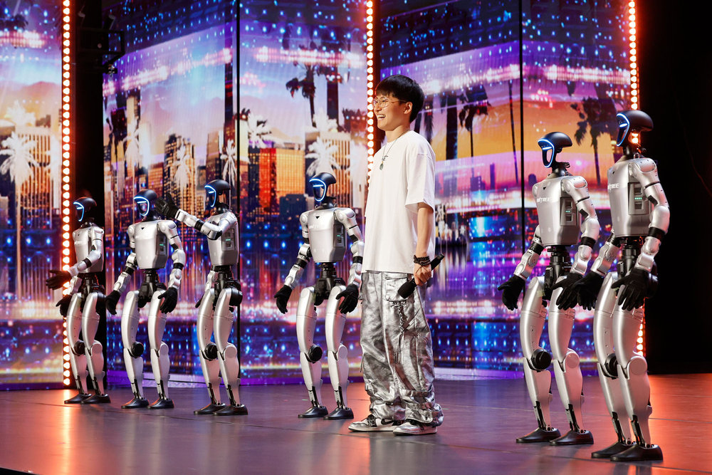 buddytvdotcom's tweet photo. #agt #americasgottalent
https://t.co/nXIhUZ8olZ https://t.co/x2S2lJ5KCv