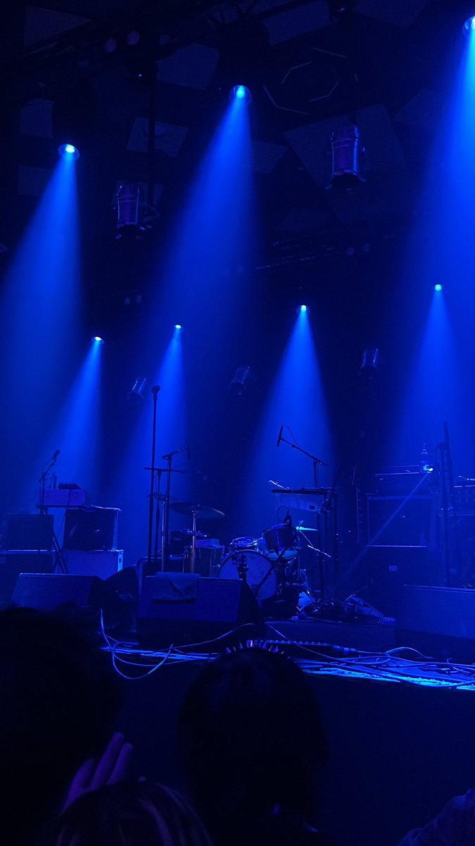 savingcomplex's tweet photo. forgot to post but i saw big thief this weekend https://t.co/vFxzMlO3m5