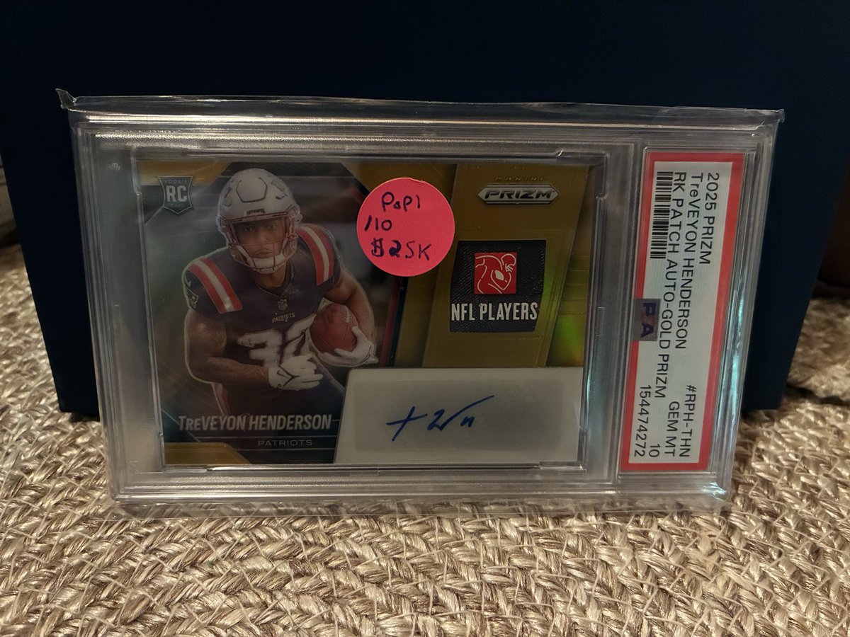 CNeathawk13's tweet photo. @SCCTradingCards And it’s available 👀 https://t.co/33dsPwSv2W