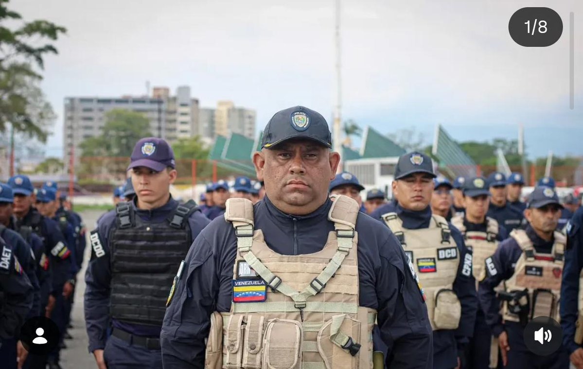 cuquirobollo_24's tweet photo. Den RT. En el caso del sauna spa gay de Barquisimeto hay encubrimiento. Detuvieron subalternos PNB pero los 2 jefes de las fotos que dieron la orden,García Parra(1ero) y Suárez Quero (2do) están evadidos.Esperan "pase el peo".El chavismo simula justicia pero no con sus protegidos https://t.co/3mQpQjaCYu