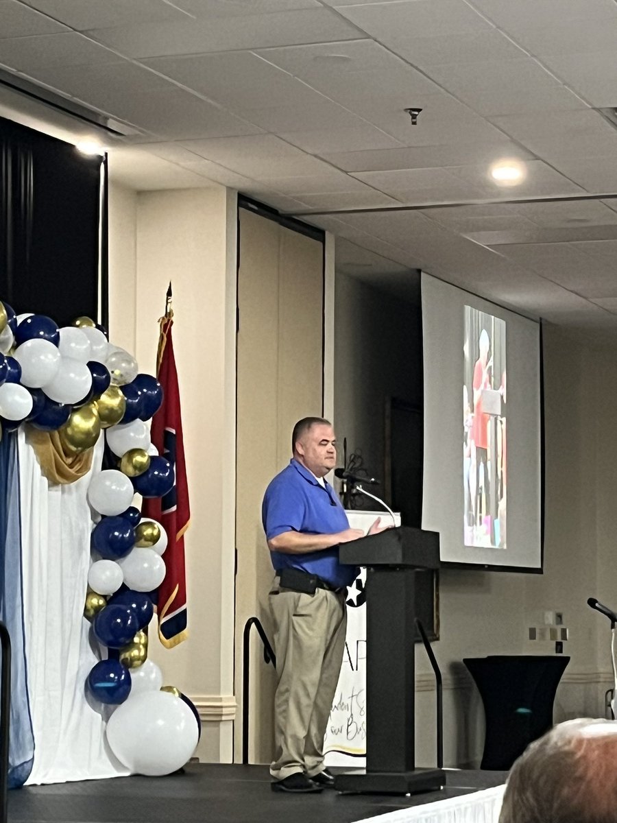 DLWeeks83's tweet photo. Proud of Kenny Hardaway, new President of TAPT.  @RobCoSchools https://t.co/T0kkFeE77b