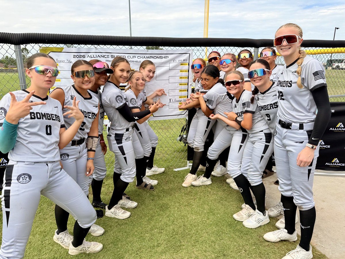 blakemadsen2032's tweet photo. My team and I had a great time in OKC for @thealliancefp Super Cup! Co-Champions and went 7-0-1. Here are some hitting and defense highlights @bombers_academy @bombers_fp @KristiMalpass @rlm26osu @AGLSoftball @LineDsoftball @CoastRecruitsSB @ThrallSoftball https://t.co/nFknqgKrc7