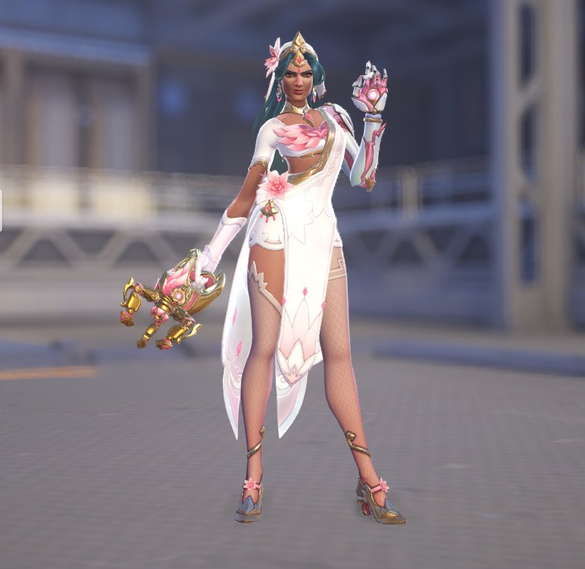 fortinary's tweet photo. skins que eu quero que venham na caixinha (vou abrir agora) https://t.co/DwCbqA7Mtl