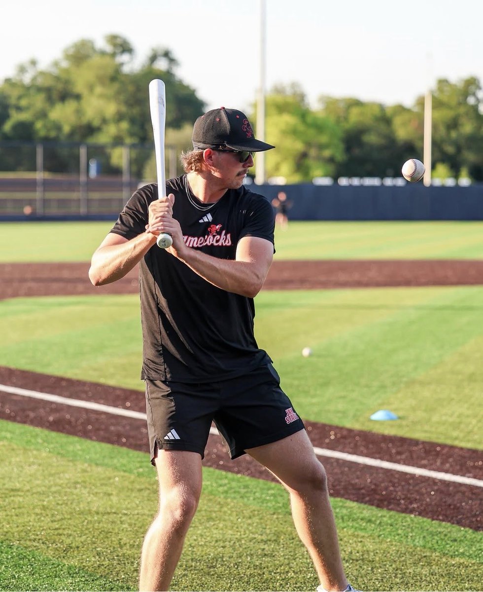 GraysonKnight5's tweet photo. Entering the Graduate Assistant Portal
No eligibility remaining
Hit pregame fungo for a top 25 team https://t.co/pQh36mRSev
