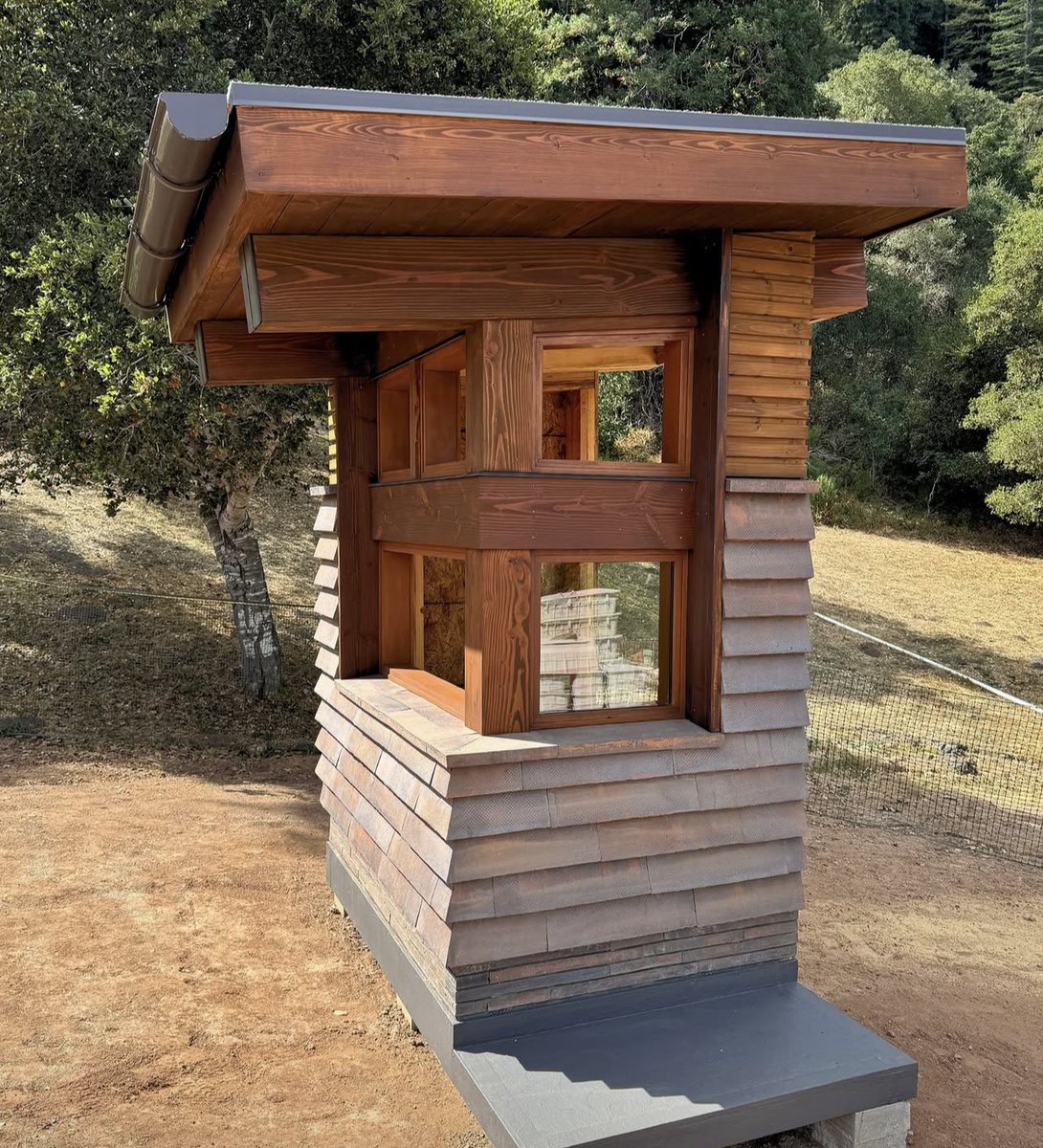 TannerBuilds's tweet photo. These full scale exterior mockups are one of my favorite things in homebuilding. They let neighbors, clients, and architects see exactly how the home will look before it’s built https://t.co/36RWRYPJry
