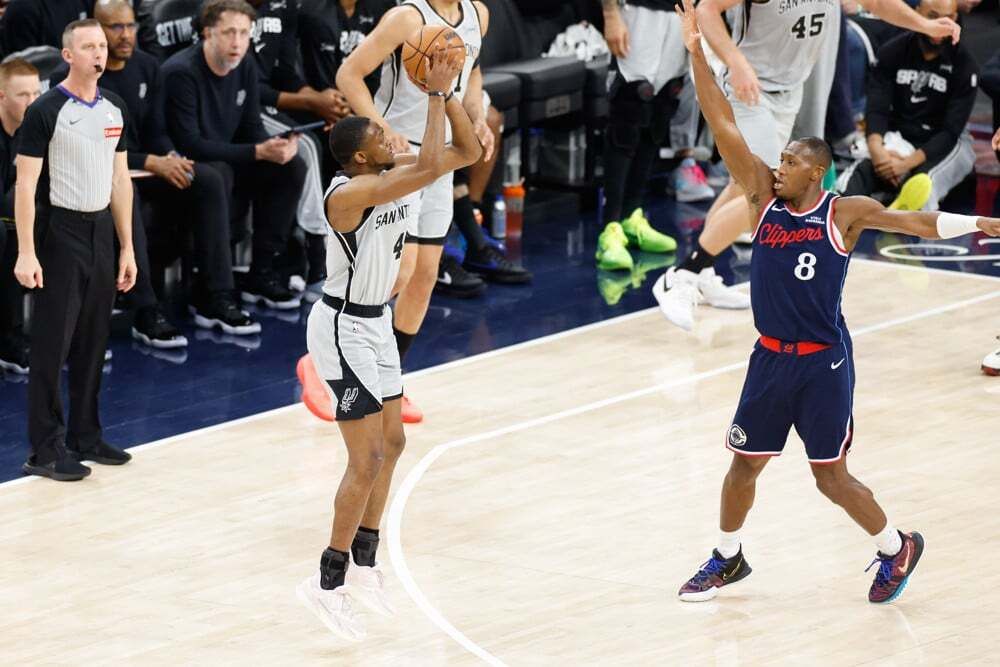 TheSGPNetwork's tweet photo. NBA Finals Game 1 Predictions &amp; Preview For Wednesday, June 3rd - @jefffoxwriter has your winning play as the NBA Finals tip off tomorrow!

https://t.co/FcB2xNIYF8 

#spurs #knicks https://t.co/uAIPtG6mpL
