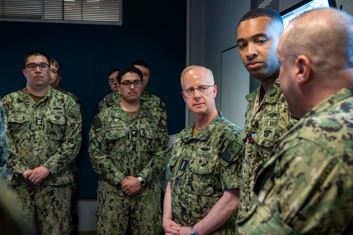 USNavyCNO's tweet photo. Chief of Naval Operations Adm. Daryl Caudle and Master Chief Petty Officer of the Navy John Perryman visited VP-40, VAQ-131 and TUSC-PAC, engaging with the Sailors who serve as the foundry of our Navy’s operational readiness. https://t.co/ea4QflVdCH