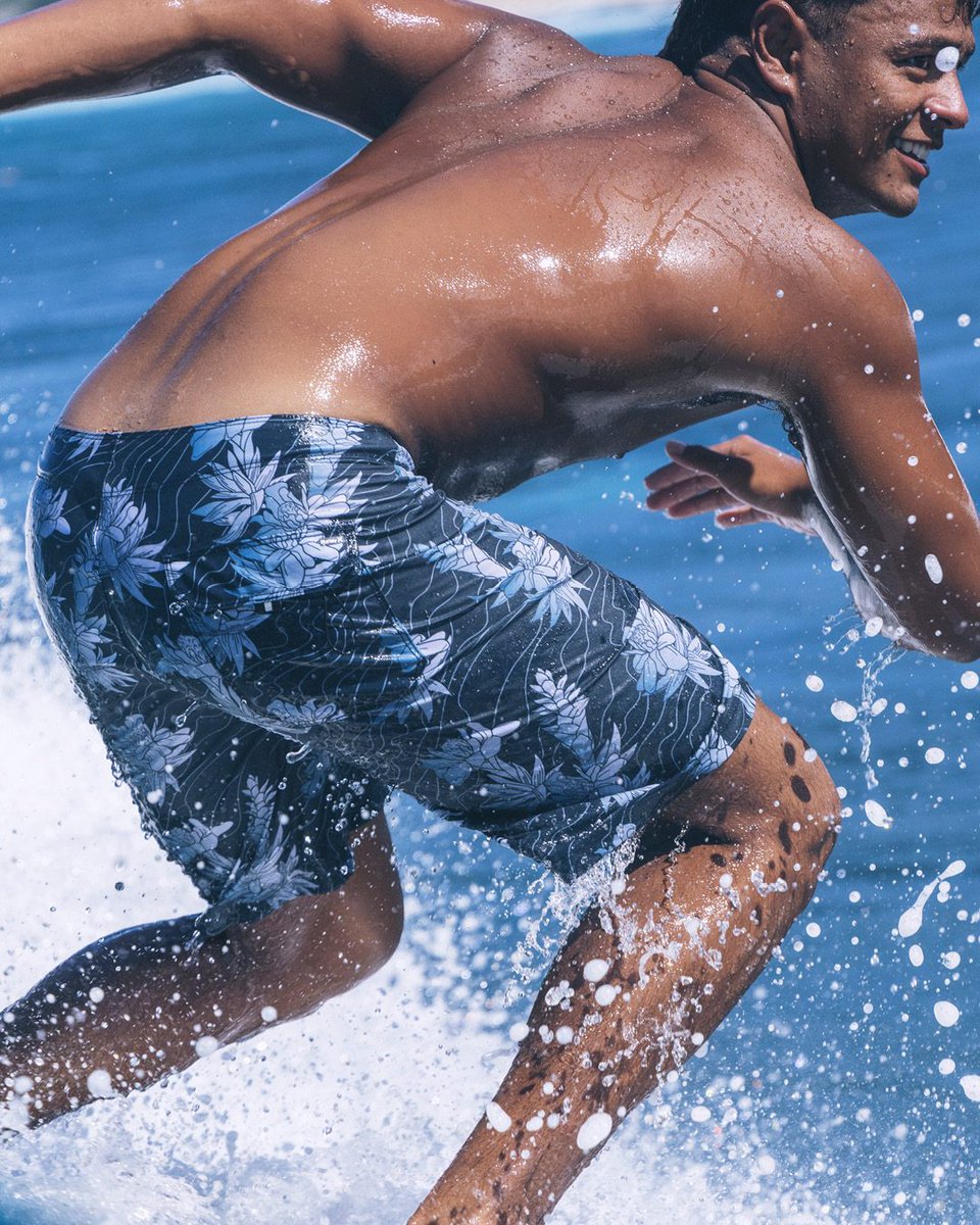 hurley's tweet photo. Phantom forever ♾️

Find your pair for summer at https://t.co/zrSpcti1l5 https://t.co/jfzcYe1UbI