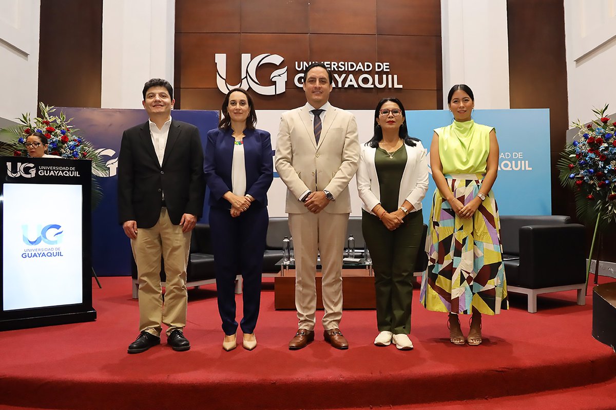 CorteConstEcu's tweet photo. #SemanaDeLaJusticiaCC | La jueza de la @CorteConstEcu, Claudia Salgado Levy, y el juez constitucional Jorge Benavides Ordóñez participaron en un espacio académico sobre independencia judicial y protección de derechos en la @UdeGuayaquil. https://t.co/5cZADnMKyS