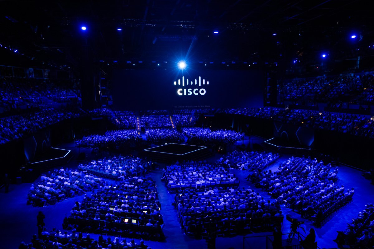CiscoLive tweet picture