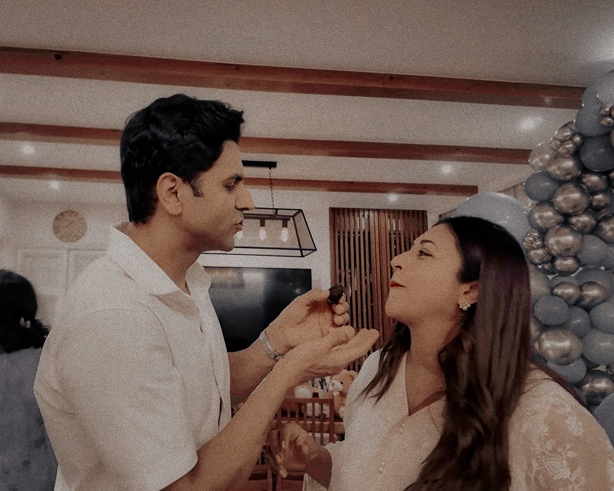 divyankaschild's tweet photo. cutu made her eat twice because one is for T1 and one for T2 ππ©΅ #divek https://t.co/n0KBg9IwDN