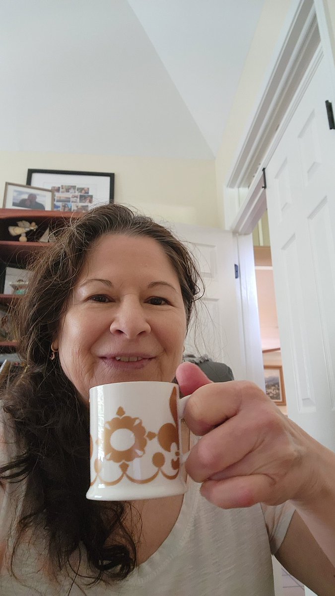 DeborahRwrites's tweet photo. Things are getting serious. I pulled out my espresso cup still in its box that I bought years back at the Edinburgh Castle. https://t.co/chvwhVAqNS