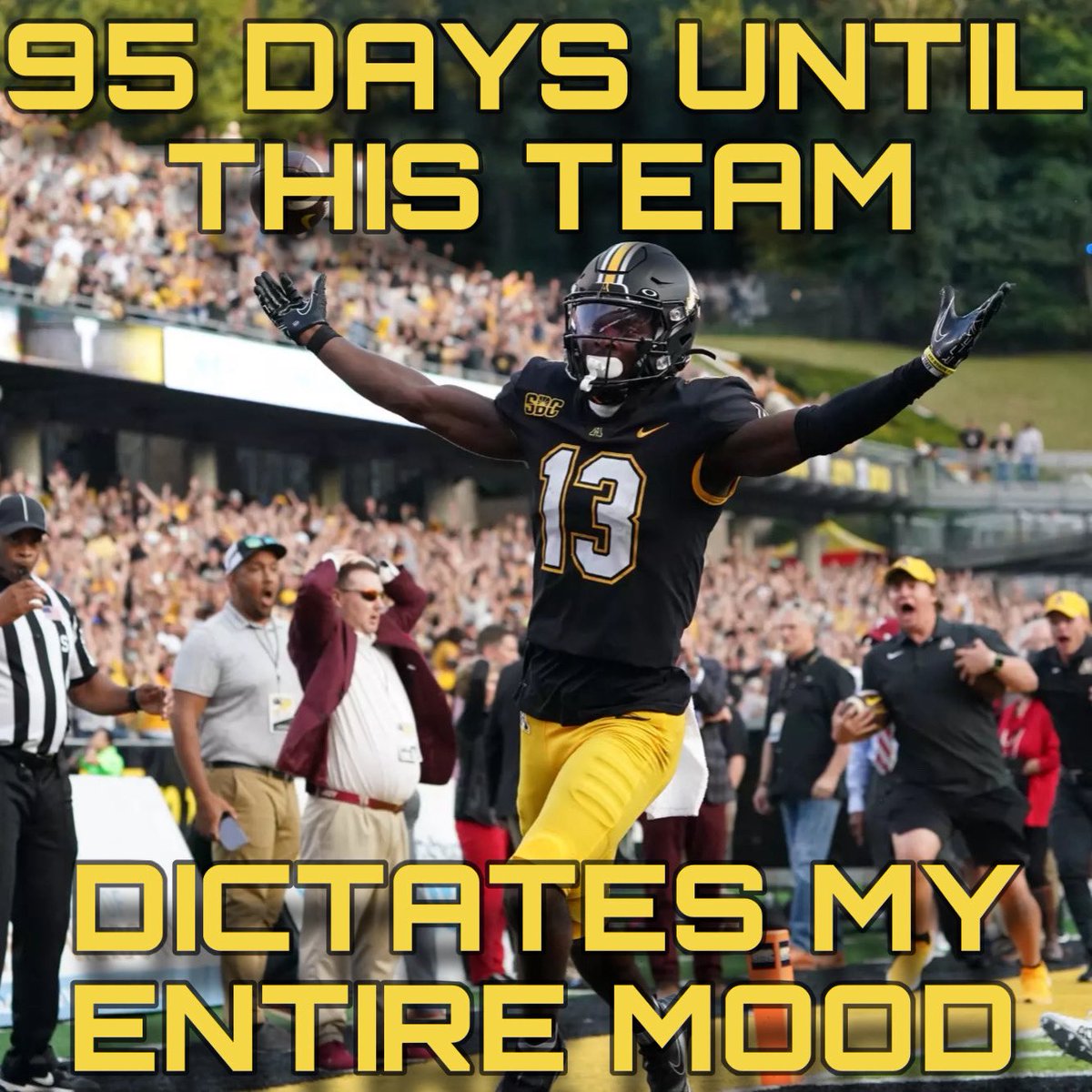 oldrowneers's tweet photo. 95 DAYS TIL KICKOFF https://t.co/Swzeqd29nB