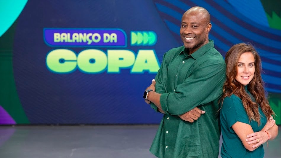 brasilscenes's tweet photo. 🏆 #BalançoDaCopa é anunciado e será o programa de horário nobre do SBT durante a #CopaDoMundo. 

De 11 de junho a 19 de julho, a atração irá ao ar de segunda a segunda, com Wallace Neguerê e Carol Barcellos no comando. Os horários ainda não foram anunciados. https://t.co/HhNmCDnuHU