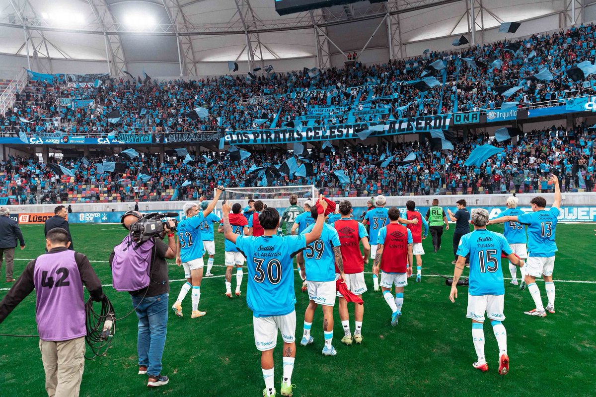 JoseRestelli's tweet photo. Lo q soñé de niño llegó.
Sabia q algún día iba a llegar. 
Porque los deseos cuando uno lo pide con el alma y el corazón,  se terminan cumpliendo.
Había q dejar q ellos solos siguieran el camino.
Ya estaba escrito @Belgrano
Fueron semanas mágicas.
GRACIAS ETERNAS #CAMPEONES https://t.co/W0xt0qO1hC