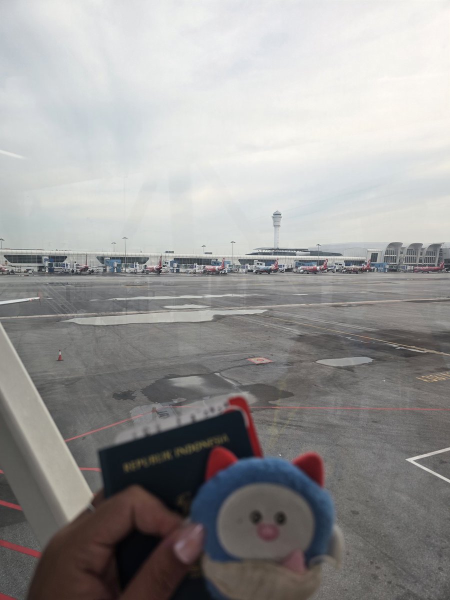 Woopymom's tweet photo. Thank you for the memories KL 🥰🇲🇾
Last stopp !!🥰👍 
See u next time 🫶🥰 
#PULSE_ON_IN_KL 
#TREASURE https://t.co/jaBFt4gNYy