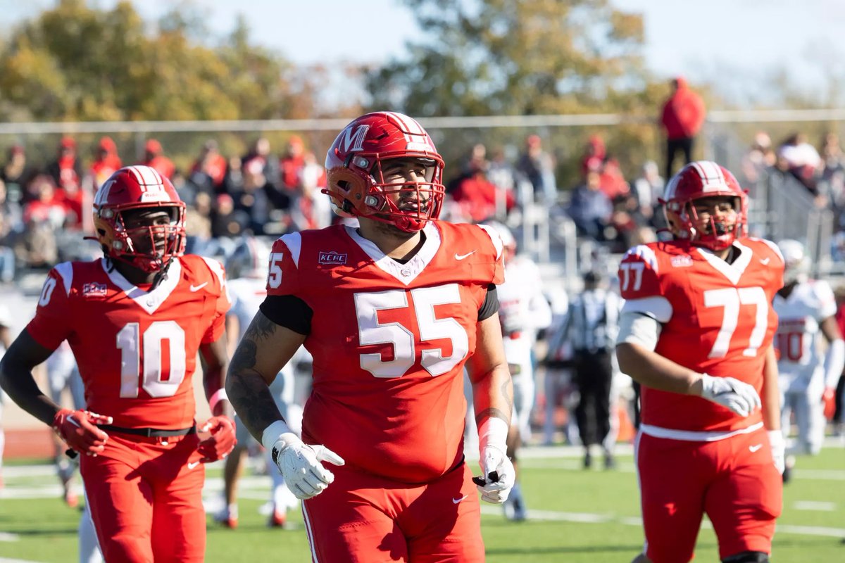 perryfosterJR's tweet photo. Blessed to receive an offer from McPherson College! @CoachJFiscus @MACBulldogsFB @GWCPFootball @EDGYTIM @RivalsHS 

#GoBulldogs https://t.co/SulxtD3YYm