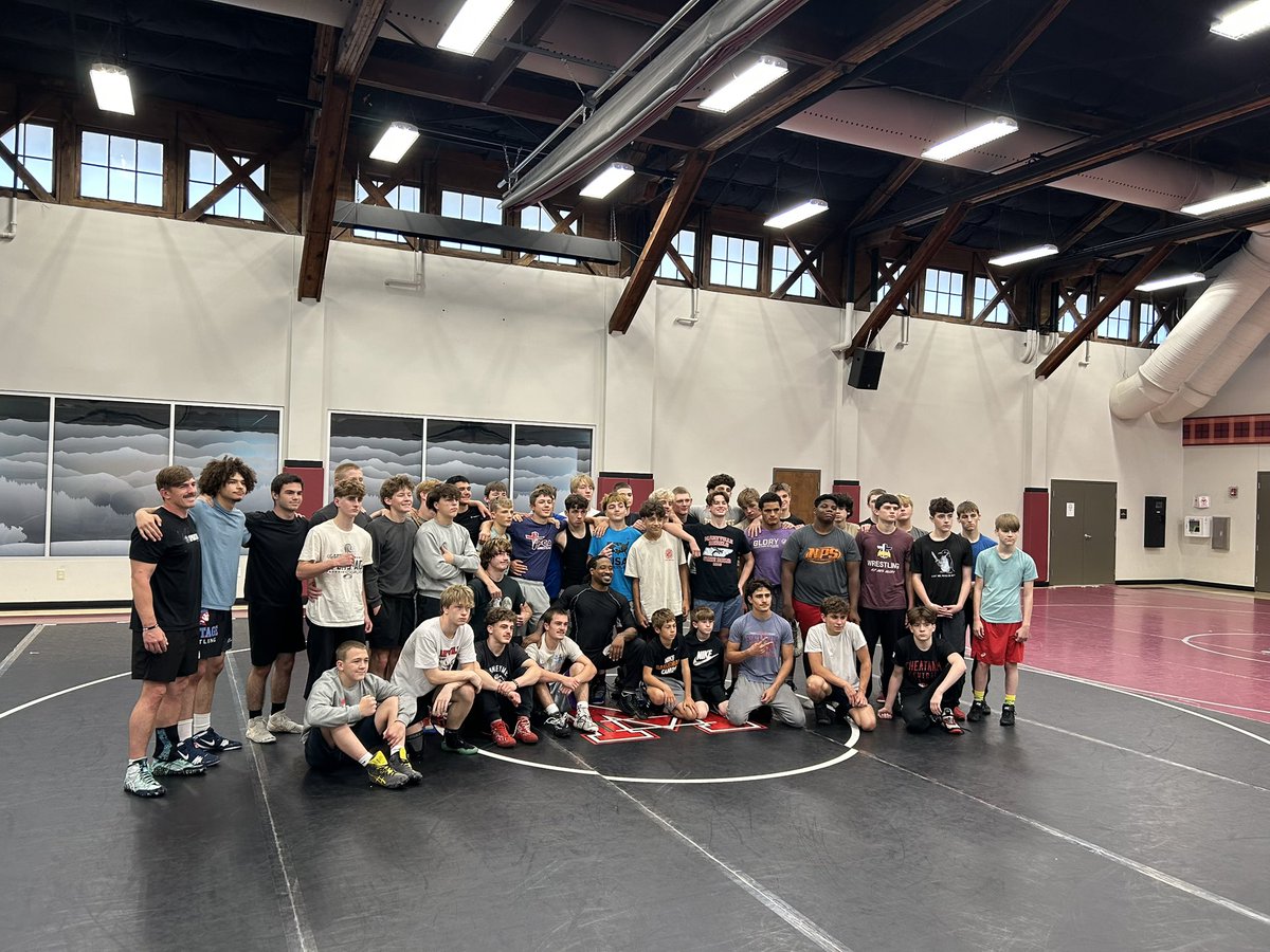 SmokyMtnFCA's tweet photo. Wrestling Camp Day 2!! Awesome having Wesley Idlette -  MC FCA leader, MC Football &amp; Alumni come back as Wrestling Coach for Dobyns-Bennett! #FCAPROVEN #tennesseefca #FCATeam #goscots https://t.co/nOdPyGzujX