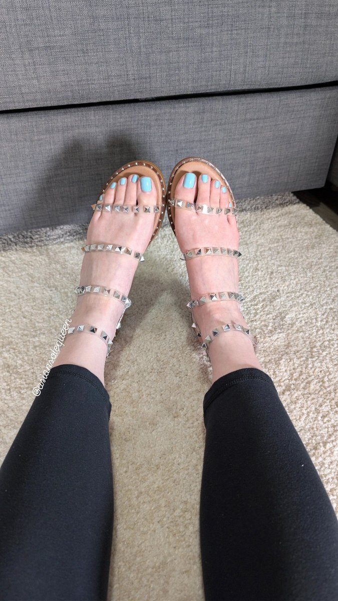 asiansolequeen's tweet photo. Foot guys seem to love these studded sandals for some reason 🤔 what do you think of them on me? https://t.co/rA2cIRxyU6
