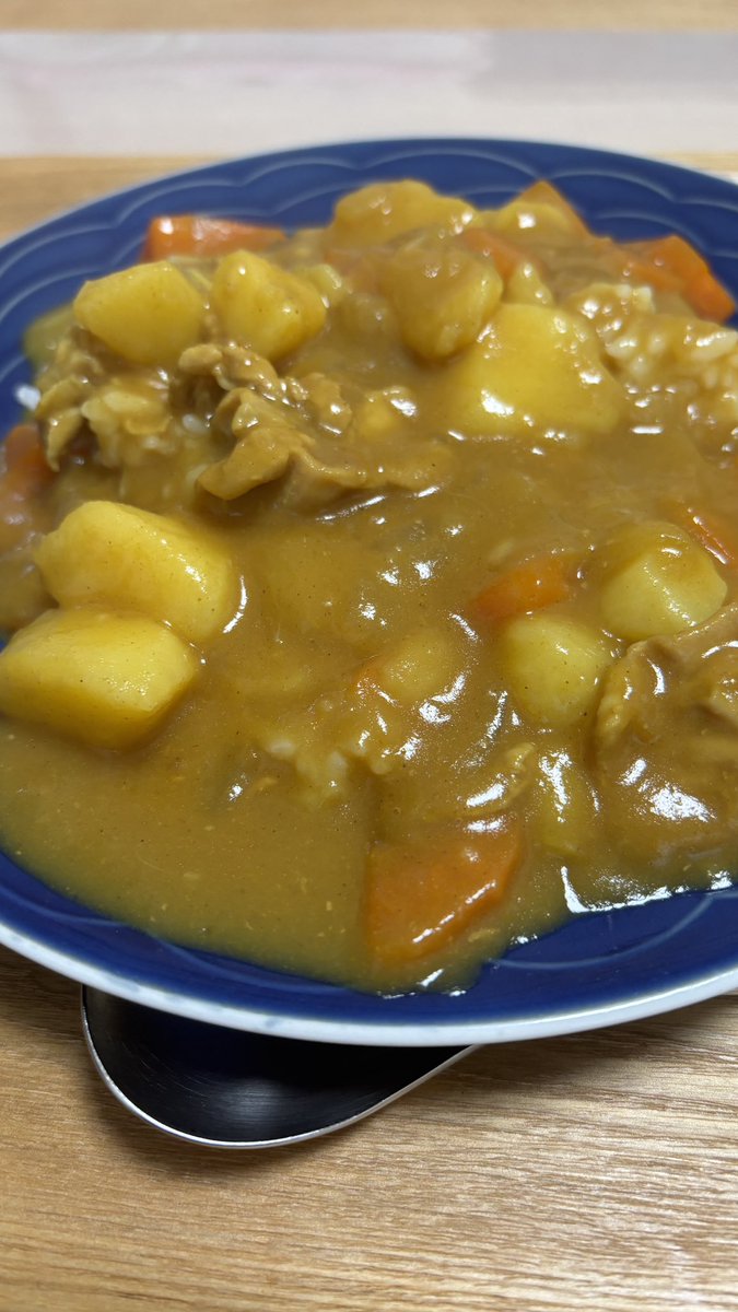 taura01's tweet photo. 朝カレー🍛 https://t.co/haiXjX9B4J