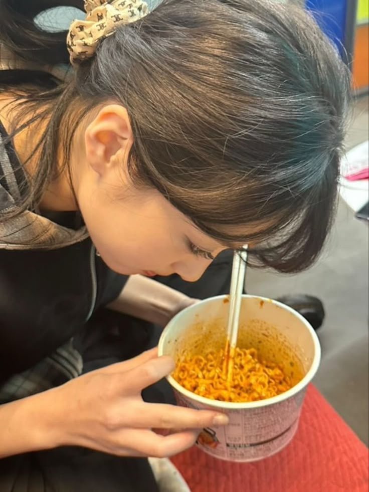 Ahyeon 정. 🦋 tweet media