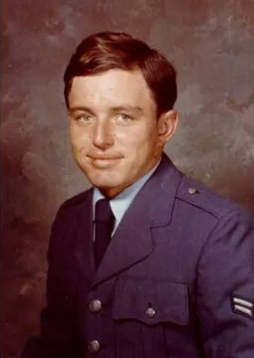 ClassicMovieDig's tweet photo. Happy 78th Birthday to "Leave It To Beaver's" Jerry Mathers!!
Mathers served in the United States Air Force from 1966-1969, achieving the rank of Sergeant. https://t.co/tGaAdWyJli