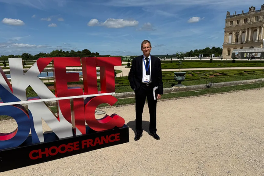 JARNmagazine's tweet photo. @Danfoss  announced an additional €10 million investment in its Reyrieux, France production site 🇫🇷, where Danfoss manufactures essential components for heat pumps. 🔥

💪 The investment builds on €61 million invested in the site between 2015 and 2025.

📖 Read the full story on eJARN:
🔗 https://t.co/mxPfsoaqGl
📖 Follow us on X for real-time updates, highlights, and more!
🔗 https://t.co/n09ENRPEc0

#HVAC #HVACR #RACHP #Sustainability #CO2Emissions #EnergyEfficiency #Decarbonization #HeatPumps