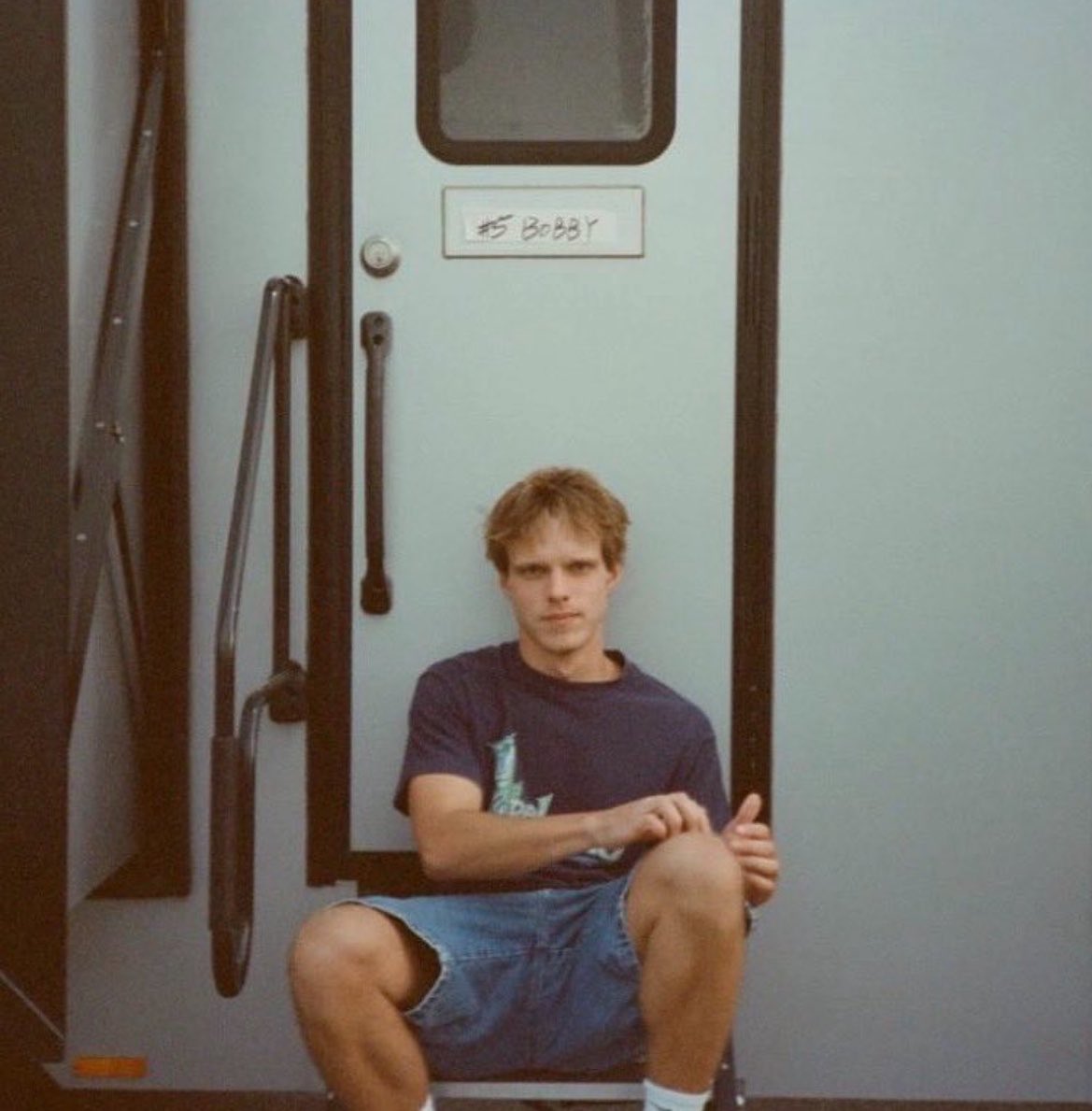 blckwraith's tweet photo. he has the vibe of a 12 yo in here and i luv that for him https://t.co/R4U8SZMaM8
