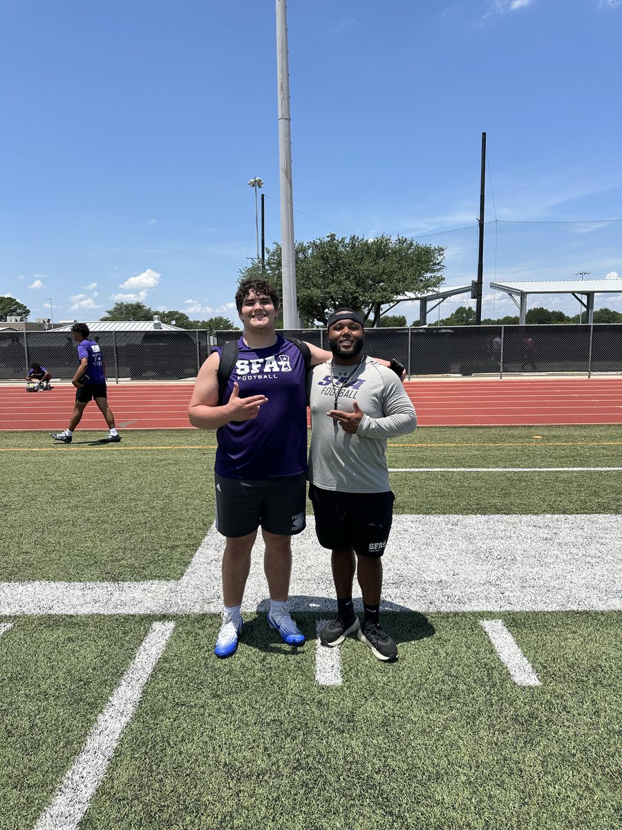 HudsonNorwich's tweet photo. Had a great day at @SFA_Football camp!
Thank you @CoachXG and @SFACoachGraf for some awesome competition today! Great experience! #co2028 #football #oline #dline #txhsfb @BosFootball @emsisdathletics @coachwweaver @CoachHeiskell @EMitch_28 @Dtigers6685 @ScottRapp17 @Recruit_DFW @DfwSho