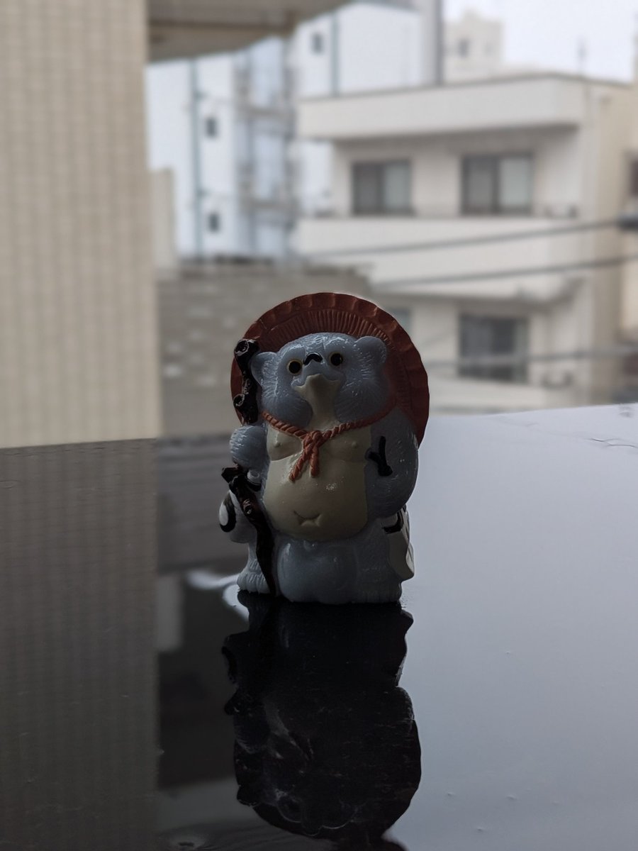 sofbeeee74's tweet photo. 生憎の雨だけど、
傘がよく似合うね☂ https://t.co/dzVxE6hFBM