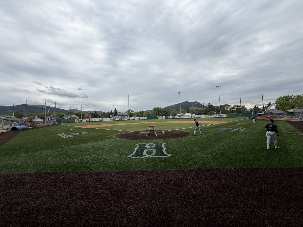 IR_DanielS's tweet photo. Welcome to Kindrick Legion Field and the opening of Montana/Alberta American Legion Baseball Class AA conference play

Helena Senators (22-1) and Bozeman Bucks (0-0)

Bucks roster made up of Gallatin &amp; Bozeman High players fresh off MHSA state tourney apps

Lineups ⬇️

#mtscores https://t.co/KQywWxX73l