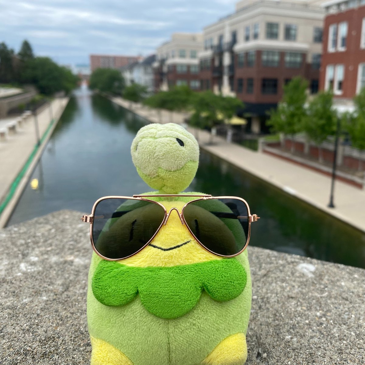 JeremyJallen's tweet photo. After the Regional, we took the Buddy Car out to explore Indianapolis a little bit. 

It was such a fun weekend!

Stoked to see so many more friends in a couple weeks in New Orleans!

#BuddyTheBudew #PlayPokemon https://t.co/VgCiS6w3Ty