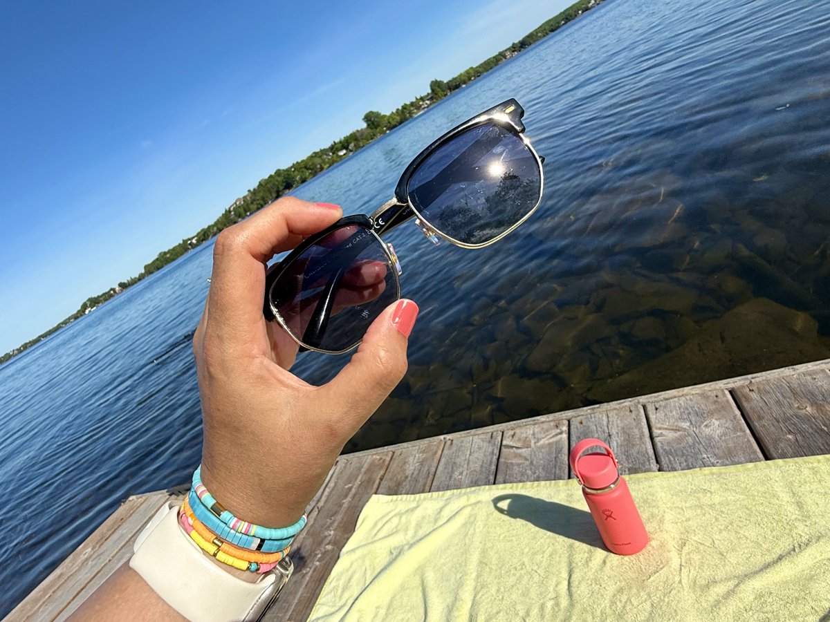 HeyItsMeMissJT's tweet photo. Rock the boat. Ride the waves. Catch some rays. #LakeItOrLeaveIt #EverythingIsBetterAtTheLake #DockDays #MatchMyVibe #Golden #SummerVibes #June2026 Tanning my almost 43-year-old A$$. #RoughLife 😝🥳☀️🌊💜 https://t.co/dgpz3PZrCa